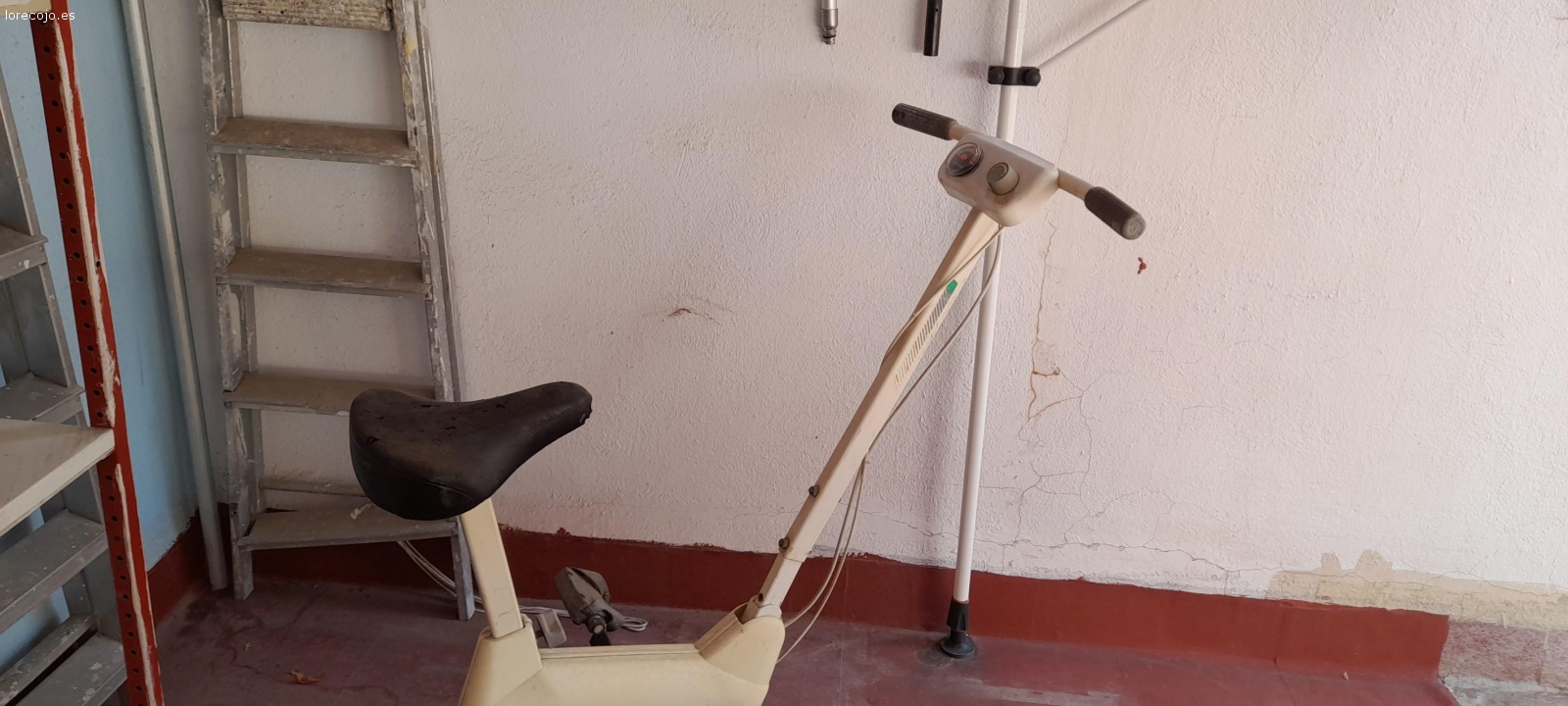 bicicleta estatica. bicicleta para casa