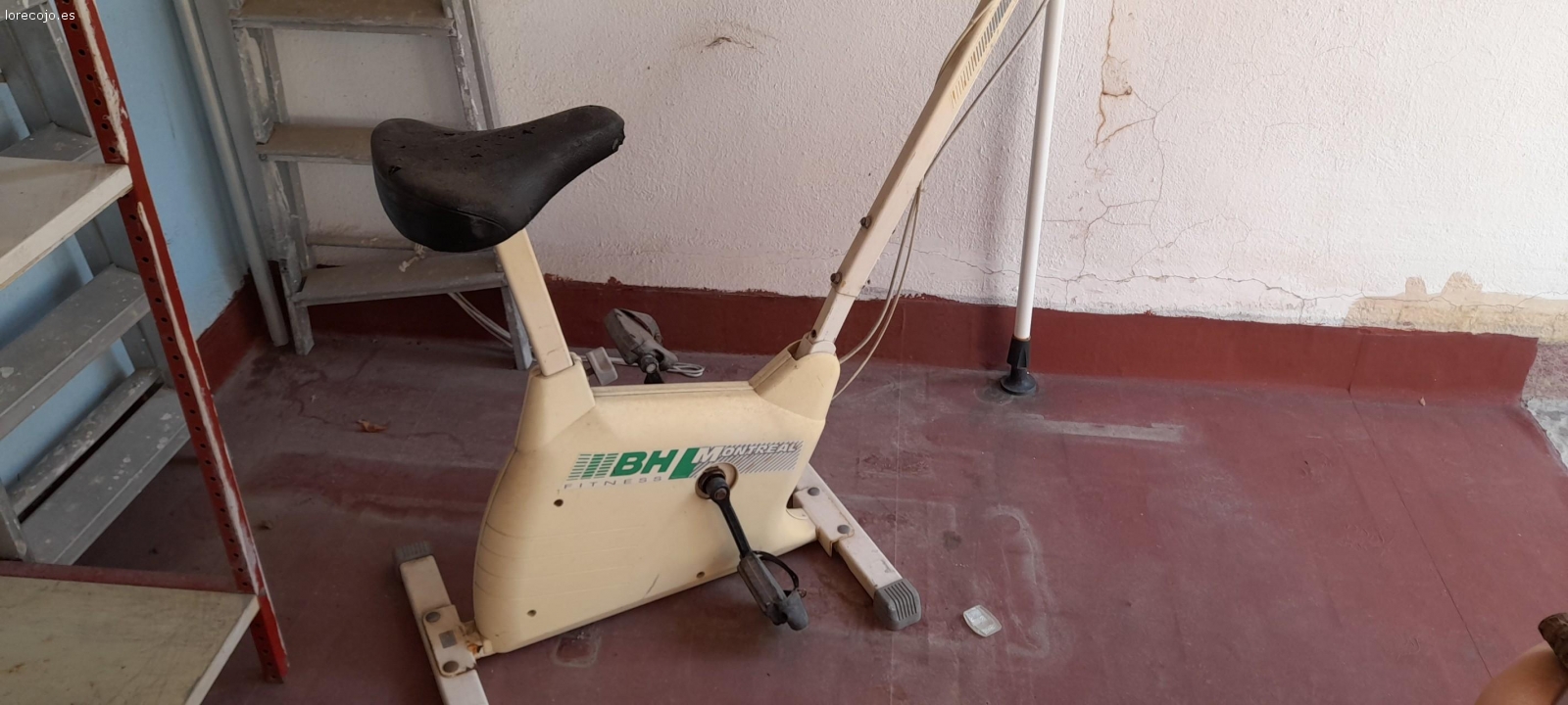 bicicleta estatica. bicicleta para casa