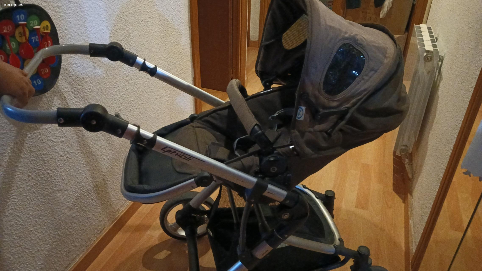 carrito de bebe. Carrito marca PALI COLOR marrón incluido con protector de lluvia