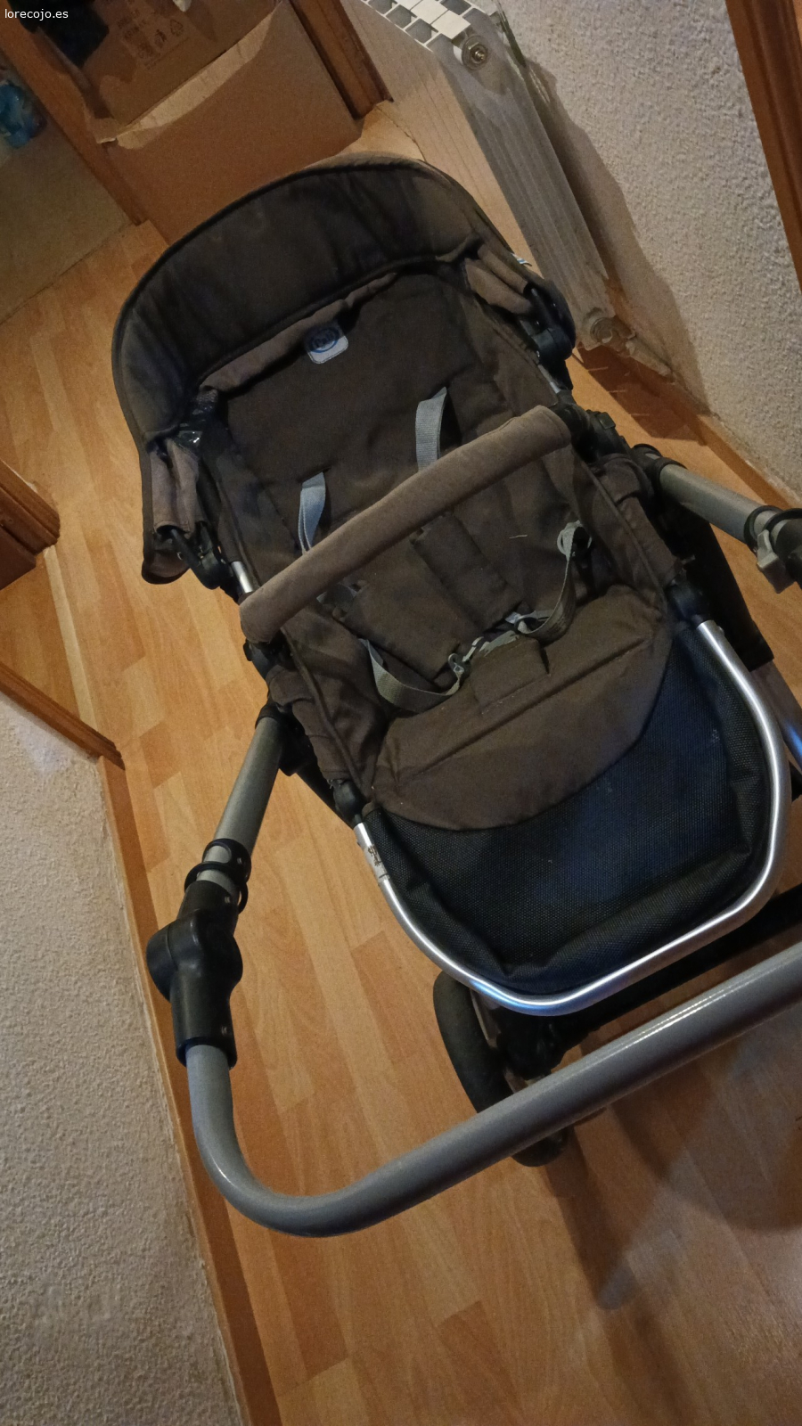 carrito de bebe. Carrito marca PALI COLOR marrón incluido con protector de lluvia