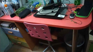 Habitación niño. Habitación niño y escritorio. Ya está desmontada.