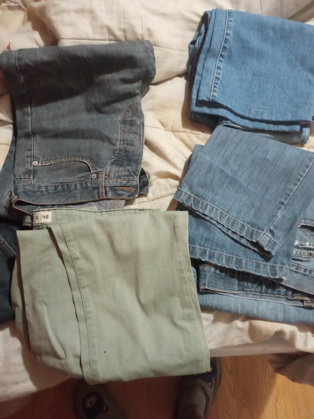 pantalones cortos y largos. pantalones