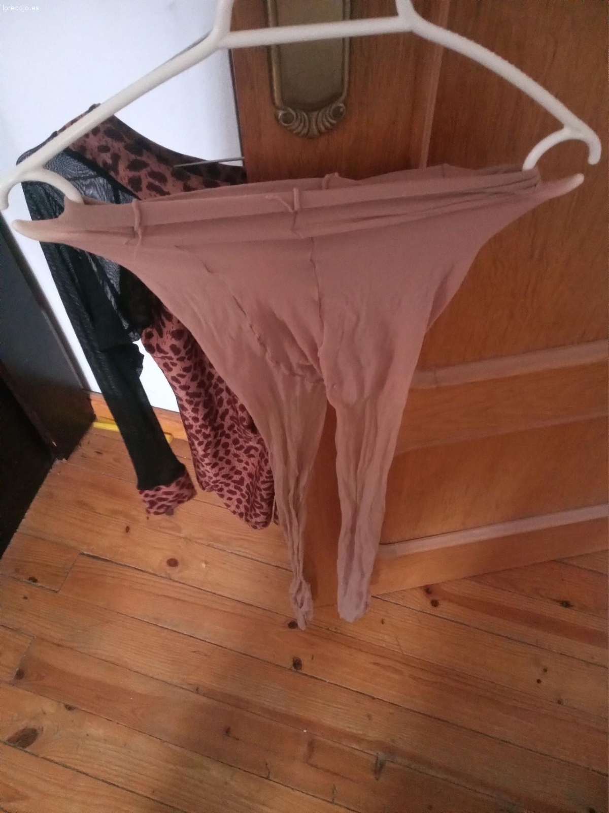 regalo medias. se regalan medias por no usar . buenas condiciones sin rotos