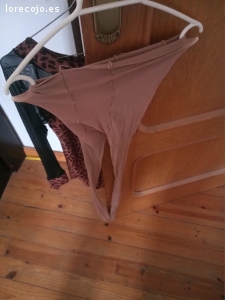 regalo medias. se regalan medias por no usar . buenas condiciones sin rotos